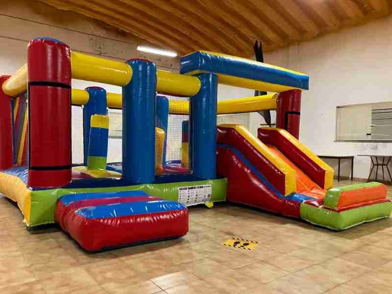 Castillo hinchable medieval mixto