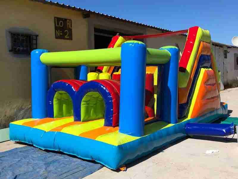 Pistas americanas hinchables. Fabricación y venta hinchables en España